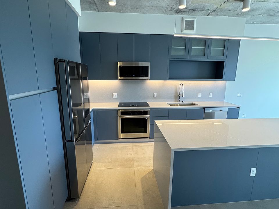 KITCHEN STORAGE SPACE