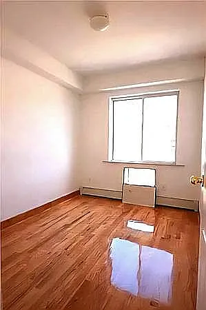 602 39th St #205 — Photo 12