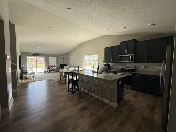11632 Pineridge Way N, Dayton, MN 55327