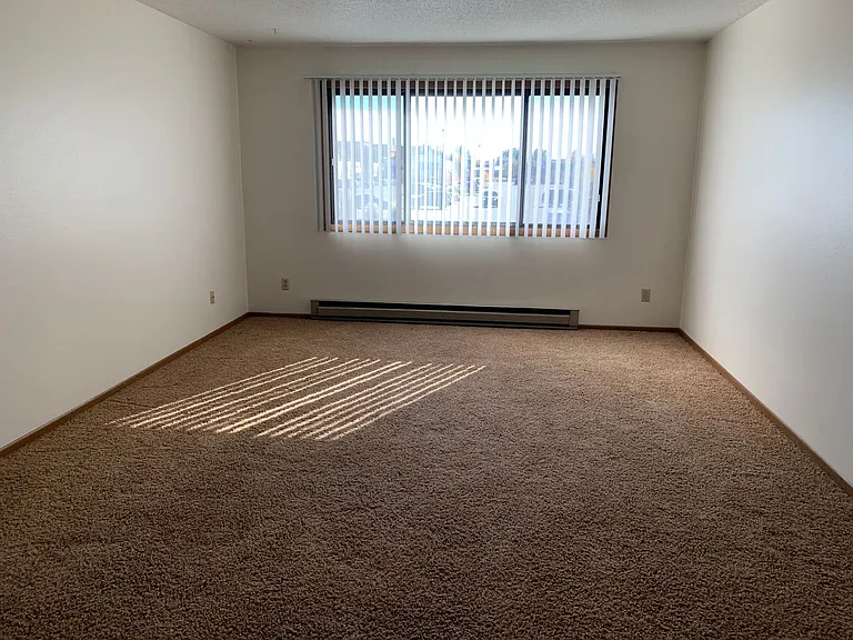 Ashwood Apartments — Photo 30