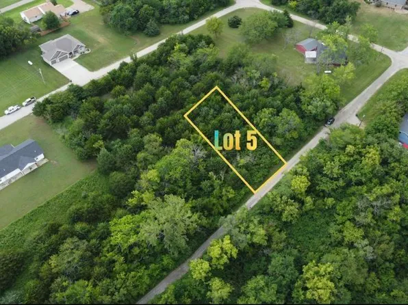 6428 Ridge View Dr, Ozawkie, KS 66070