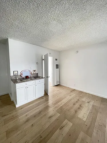 10341 Zelzah Ave Photo 1