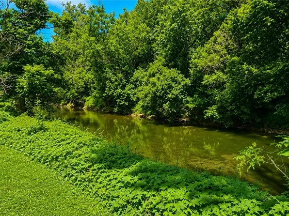 9366 S Stonebridge Road, Salem, IN 47167