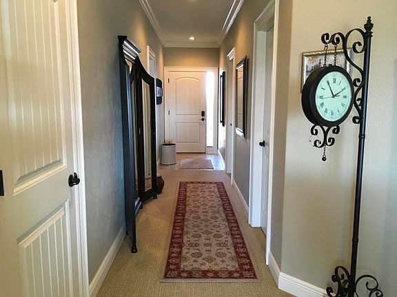 5th image of 99 Royal Vista Dr