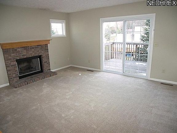 2nd image of 9981 Beverly Ln
