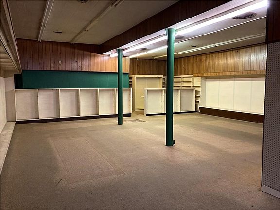 4th image of 104-106 106 Main St