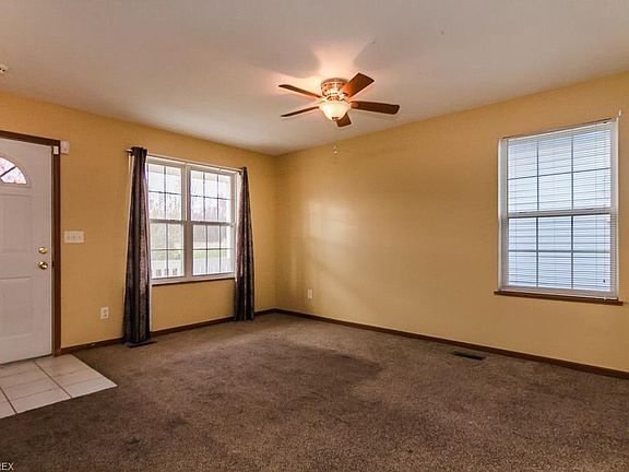 5th image of 206 Morgan Ave