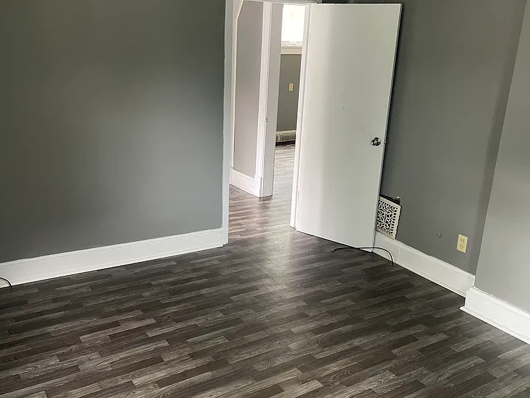 1545 Washington Ave SE #B — Photo 10