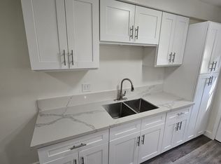 2130 N Beachwood Dr #6, Los Angeles, CA 90068