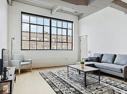 1st image of 302 Jefferson St APT 2