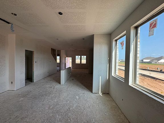 Construction progress - dining area open to kitchen