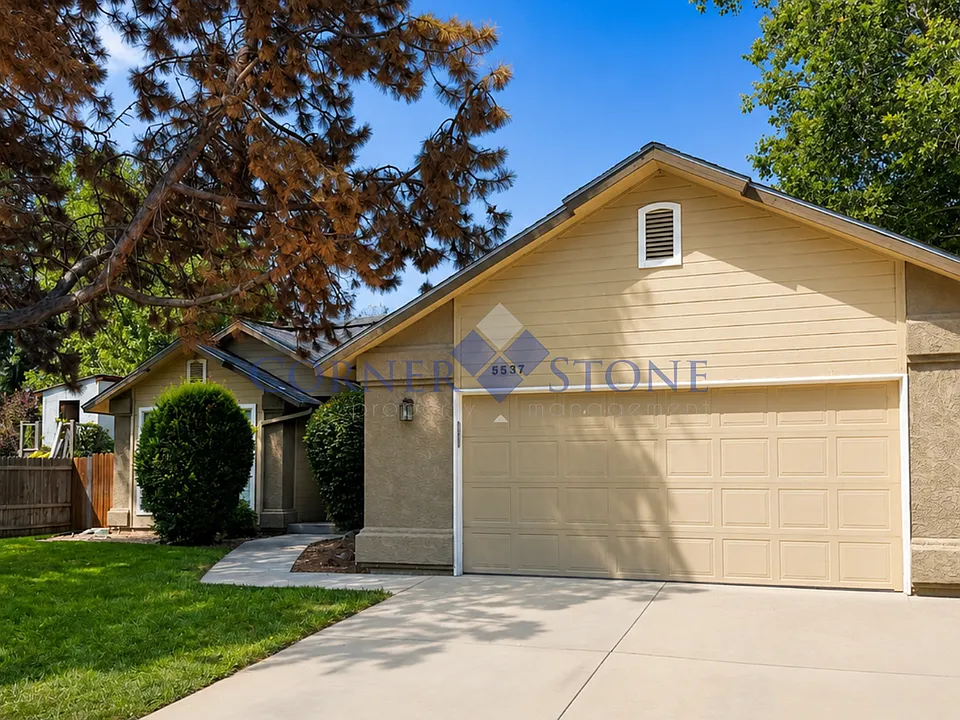 5537 N Tumbleweed Pl