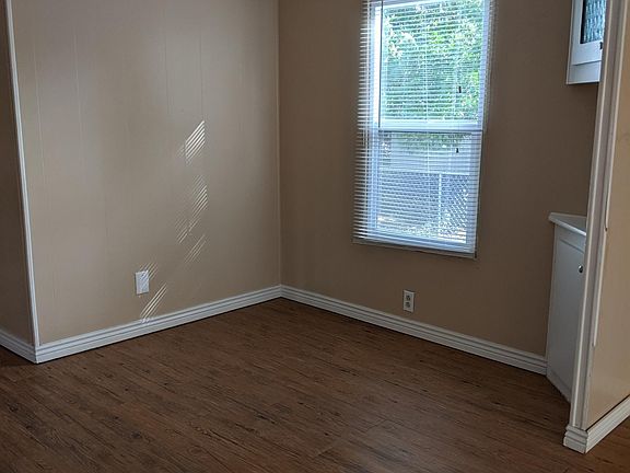 5th image of 165 N Adam Dr