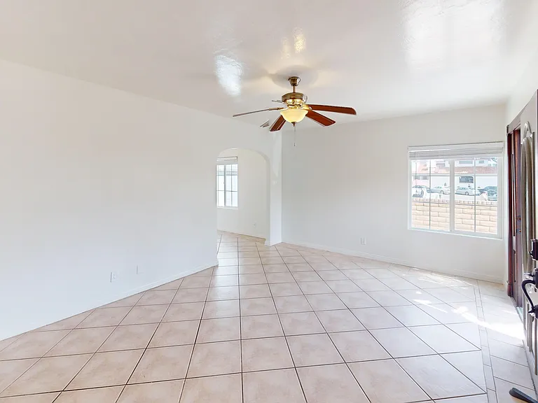 2968 Garfield St — Photo 2