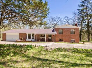 7164 Woods Rd, Hillsboro, MO 63050