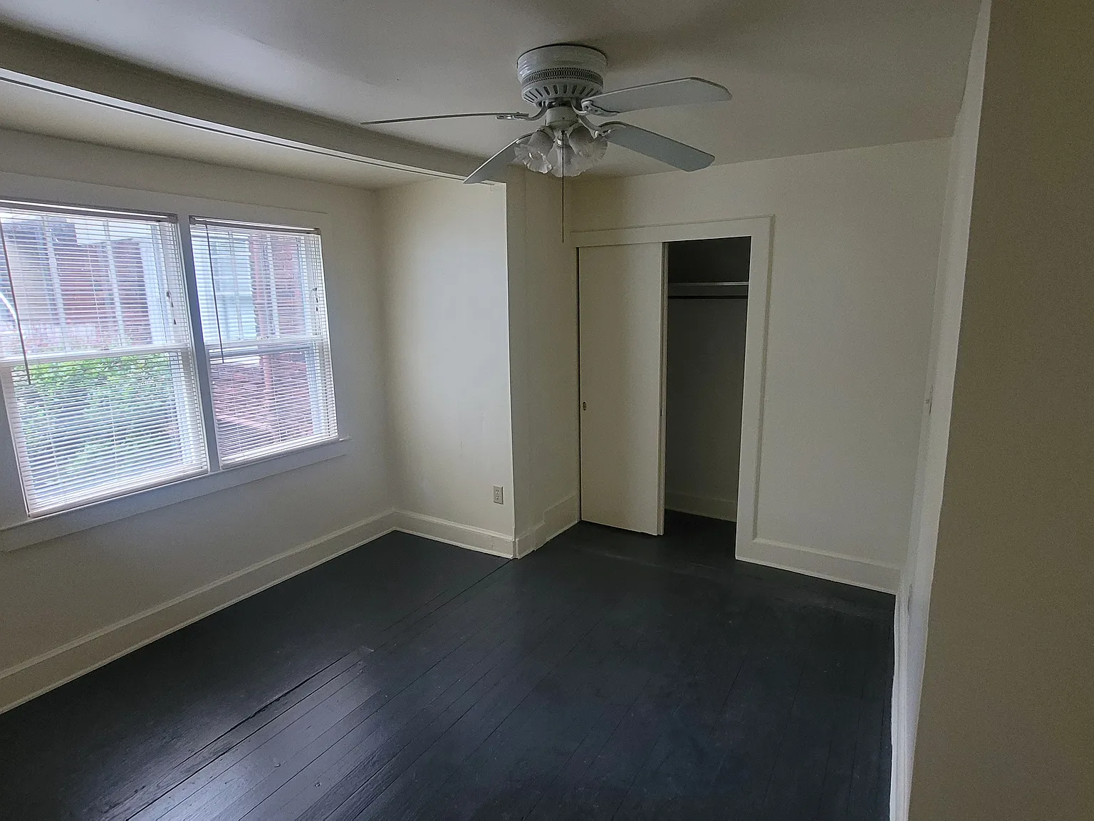 1312 N Morningside Drive NE — Photo 4