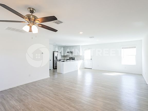 4th image of 8527 Tanager Ct