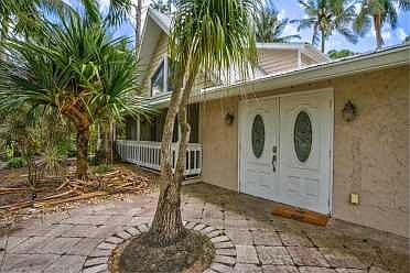 Home For Sale In Jupiter Farms