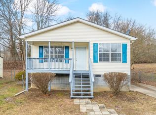 2005 Bernhurst Dr, Knoxville, TN 37918