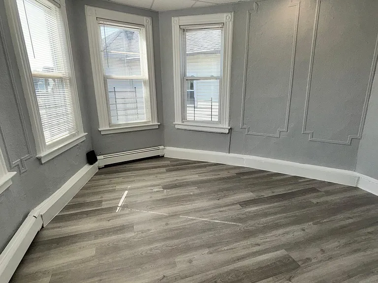 37 Parker Ave #6 — Photo 10