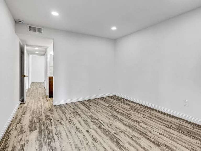 5999 Rancho Mission Rd #119 — Photo 19