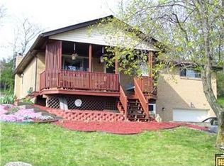 9861 Joan Dr, Irwin, PA