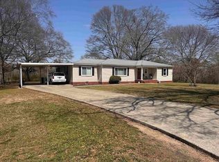 712 Dodd Rd, Guntersville, AL 35976