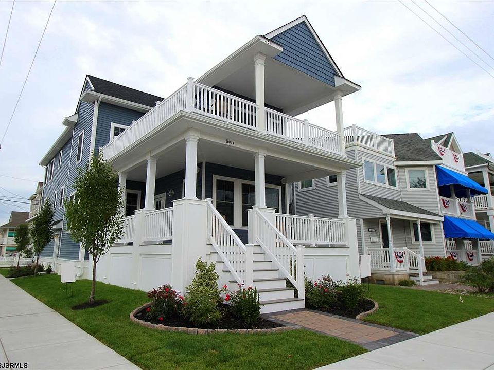 1st image of 801 Saint Charles Pl