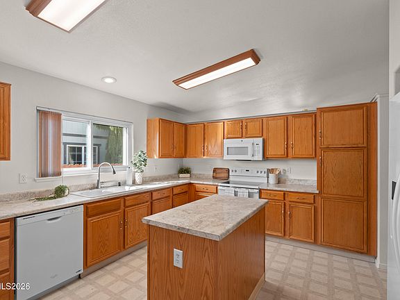 2nd image of 6904 Brahms Dr