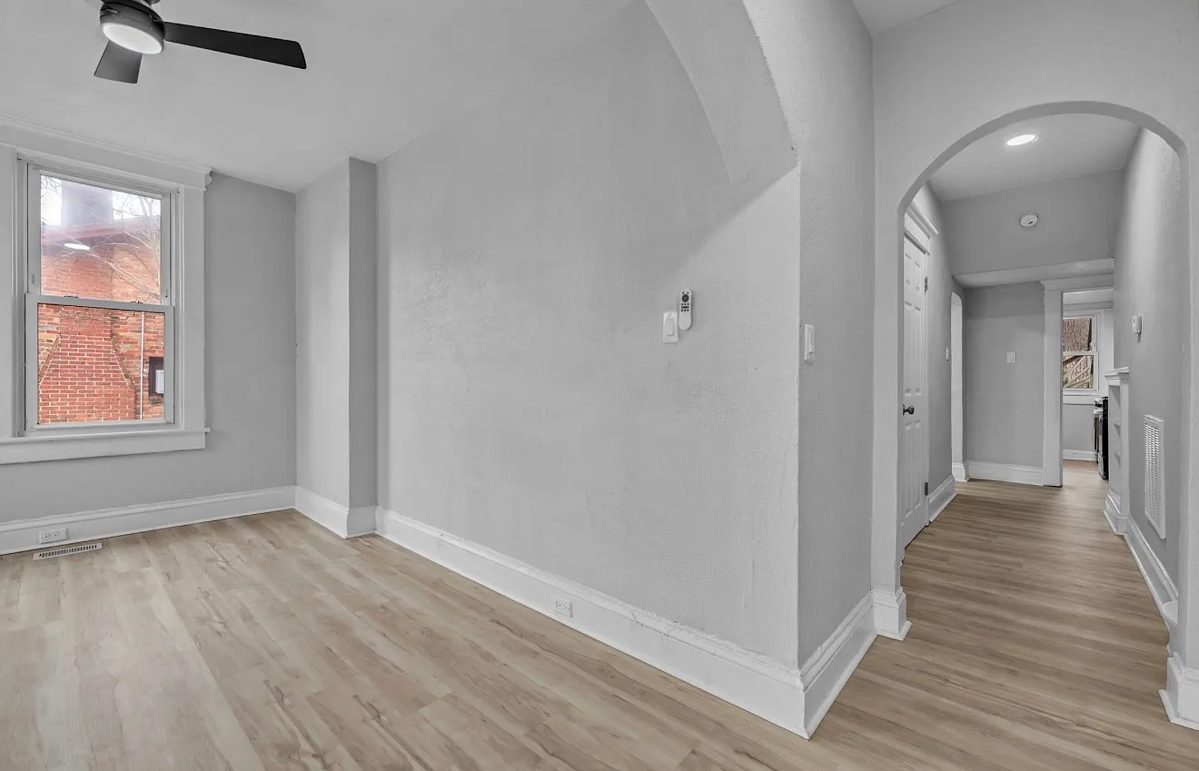 1 bed, 695 sqft, $1,599 — Photo 4