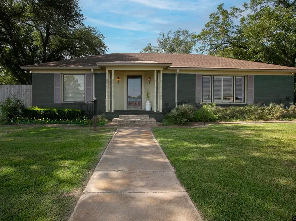 502 W Hubbard St, Lindale, TX 75771
