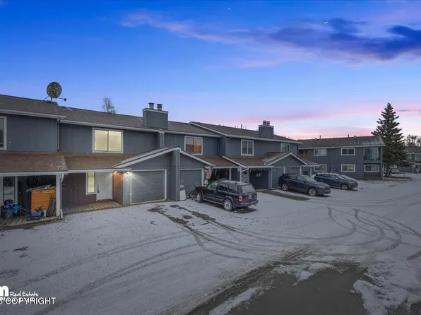 8050 Pioneer Dr APT 705, Anchorage, AK 99504