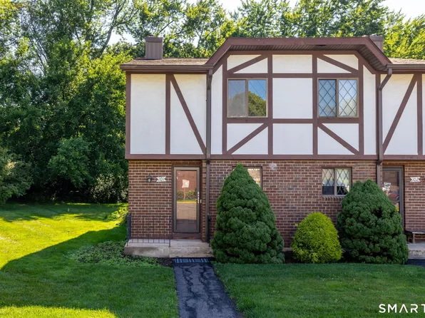 101 Cedar Hollow Drive #101, Rocky Hill, CT 06067
