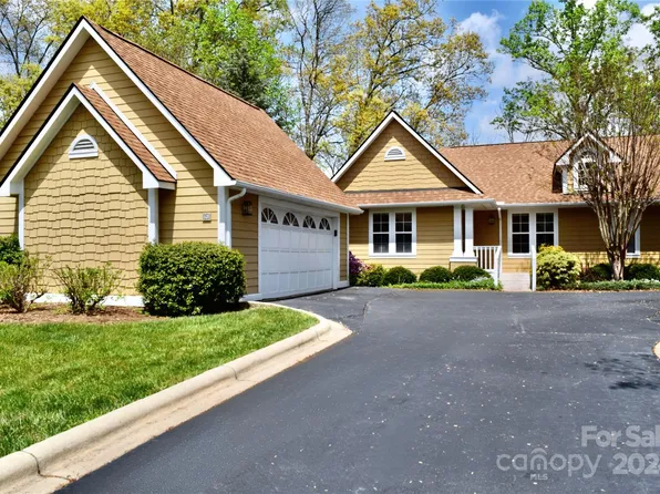 801 Woodlea Ct, Asheville, NC 28806