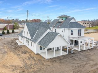 948 Boardwalk Cove Dr #4, Muskegon, MI