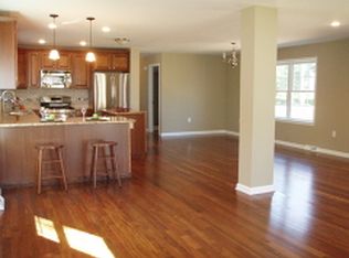 24 Seneca Trl, Denville, NJ 07834
