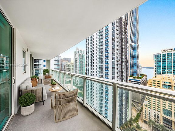 4th image of 1080 Brickell Ave Unit 2708