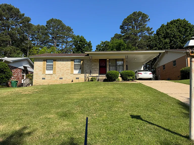 1234 Twin Lakes Dr — Photo 1