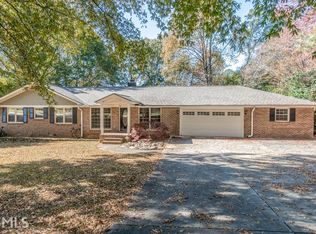 1819 Mornington Ln, Snellville, GA 30078
