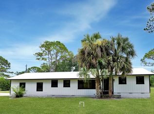 4225 SW Leighton Farm Ave, Palm City, FL 34990