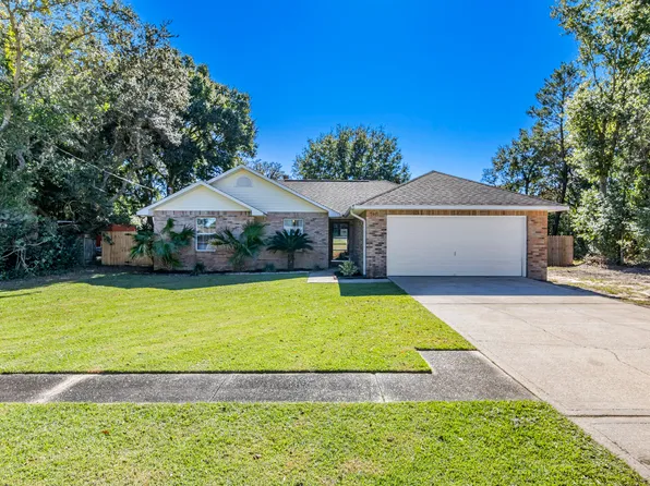 7897 Pleasant Oak Ave, Navarre, FL 32566