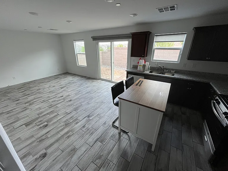 375 Yellow Finch Ln — Photo 25