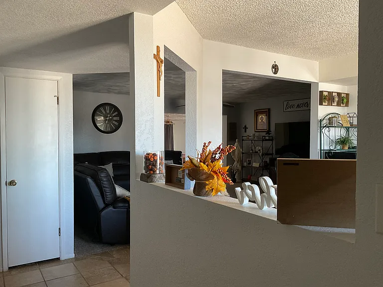 1450 Horseshoe Ln — Photo 7