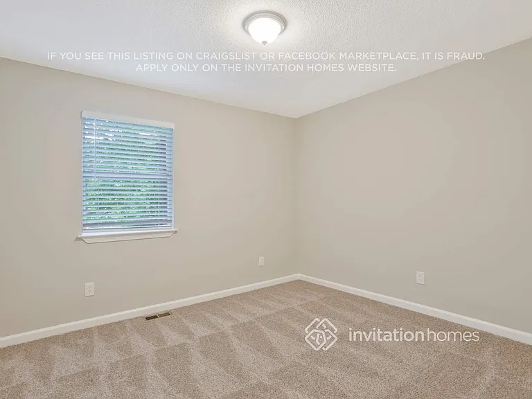 5757 Plantation Ct — Photo 12