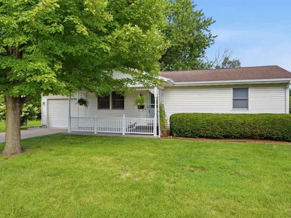 1406 N 2nd Ave, Washington, IA 52353