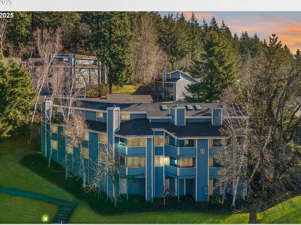 10186 SE Talbert St, Clackamas, OR 97015