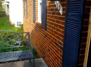 6110 Redwood Ln, Alexandria, VA 22310