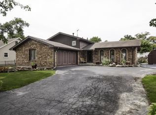 10120 S 83rd Ave, Palos Hills, IL