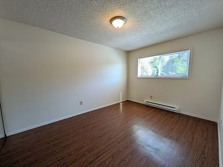 Cully Park Apartments — Photo 45