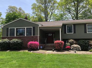 12 Deepdale Dr, Randolph, NJ 07869